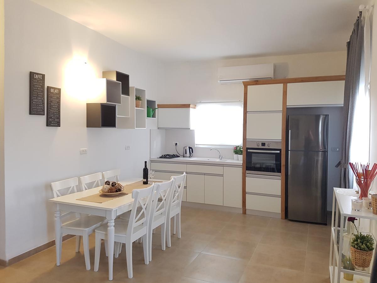 Aparthotel אבני החושן- Avnei Hoshen Nahariya Esterno foto